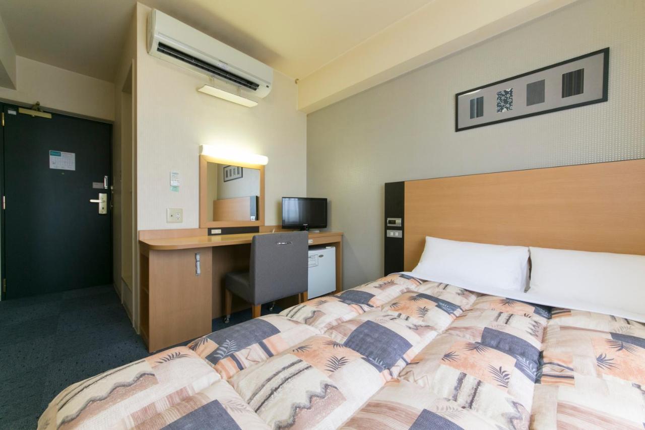 Hotel Econo Taki Kültér fotó