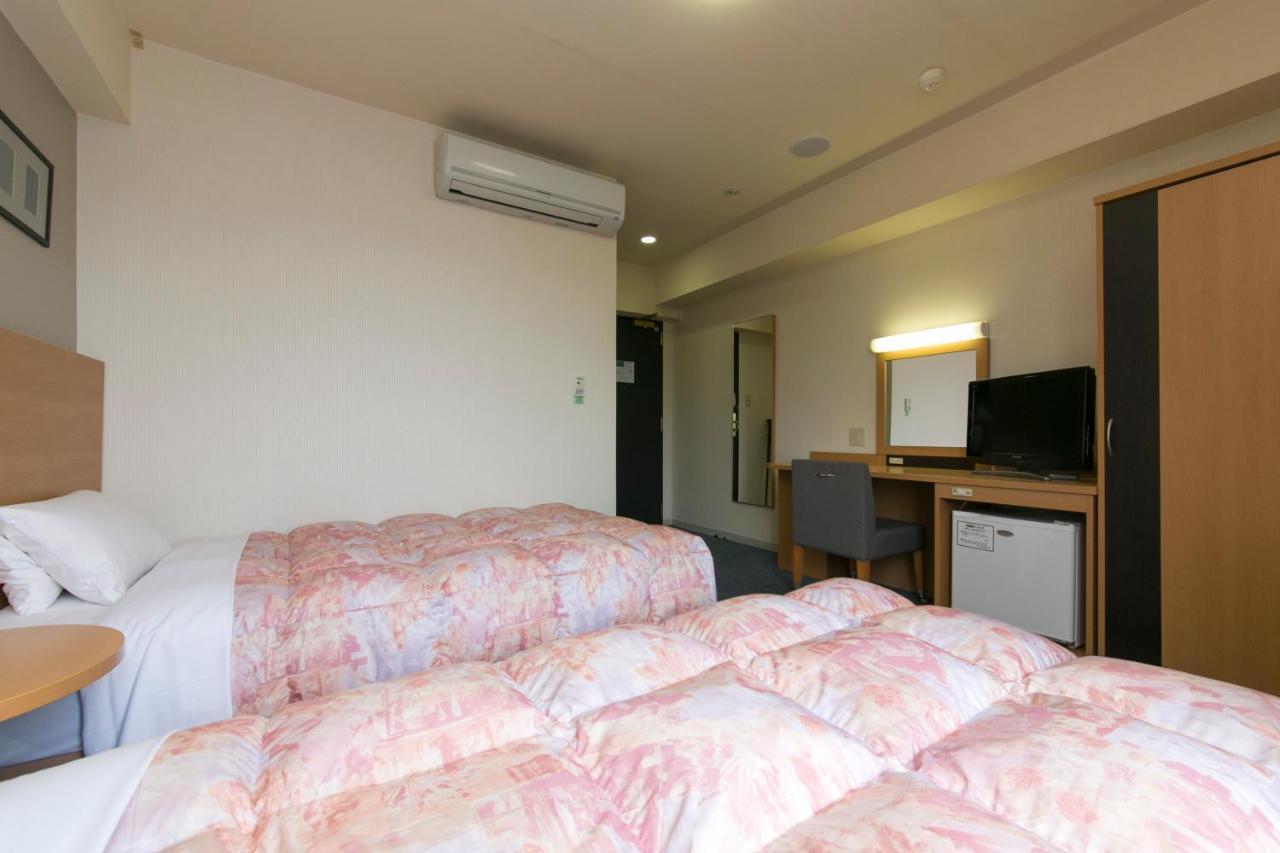 Hotel Econo Taki Kültér fotó